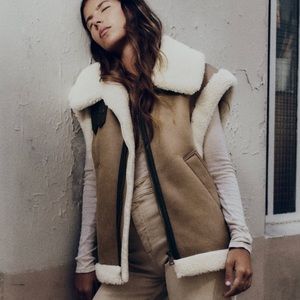 Brand new jacket bought the wrong size. Prize is negotiable.